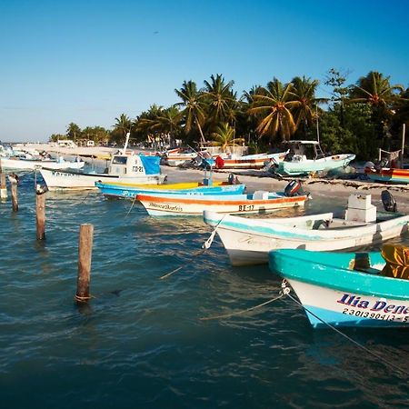 Vc Beach Suites Isla Mujeres Exterior photo
